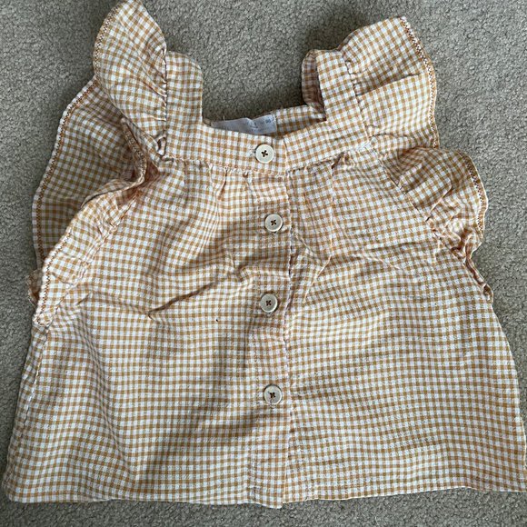 2 Zara tops 2/3T - Picture 1 of 3